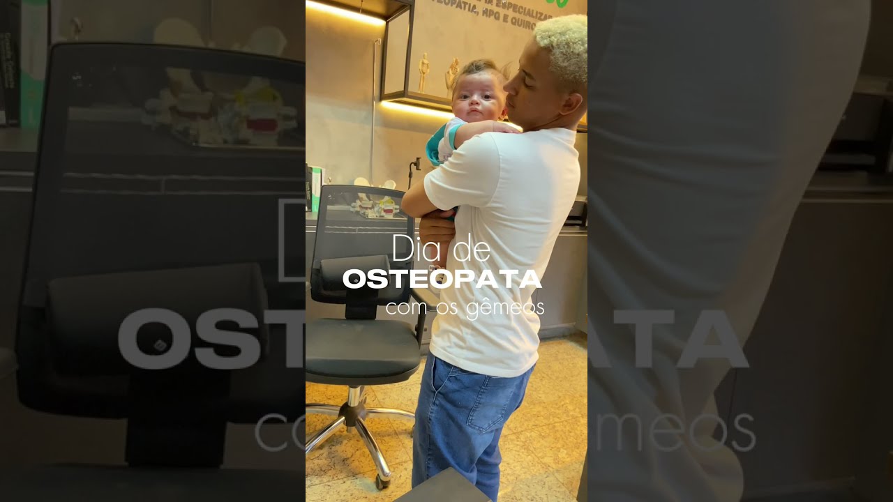Dia de osteopata (nesse vídeo eles tinham 4 meses)