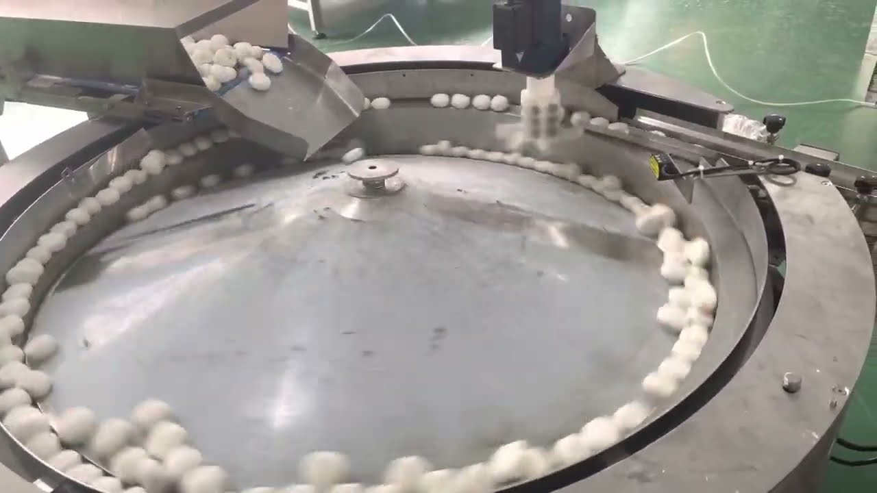 Упаковка пастилы на горизонтальной машине Packaging marshmallows on a horizontal machine