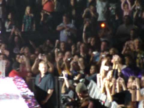 Hot N' Cold with Katy Perry- Taylor Swift 4/15/10