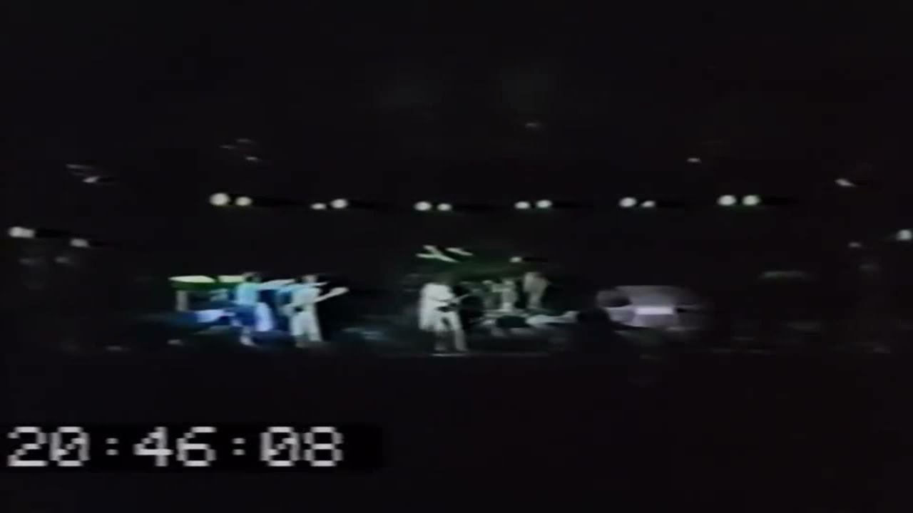 Queen - Killer Queen (Live At Hyde Park 1976) (16:9)