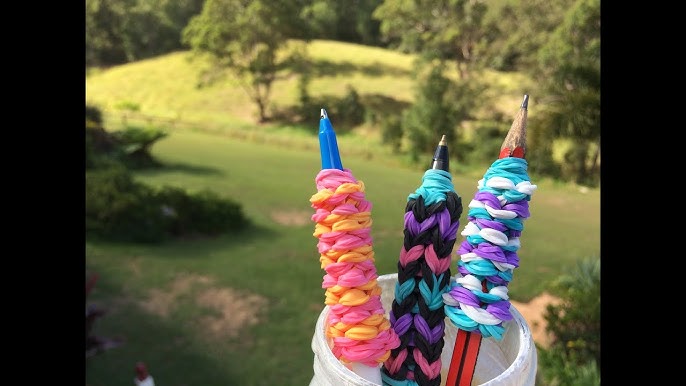 Rainbow loom crochet hook grip - Crocket hook loom band Tutorial 