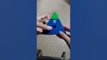 A tip of this moyu rs pyraminx m (maglev) keeps twisting