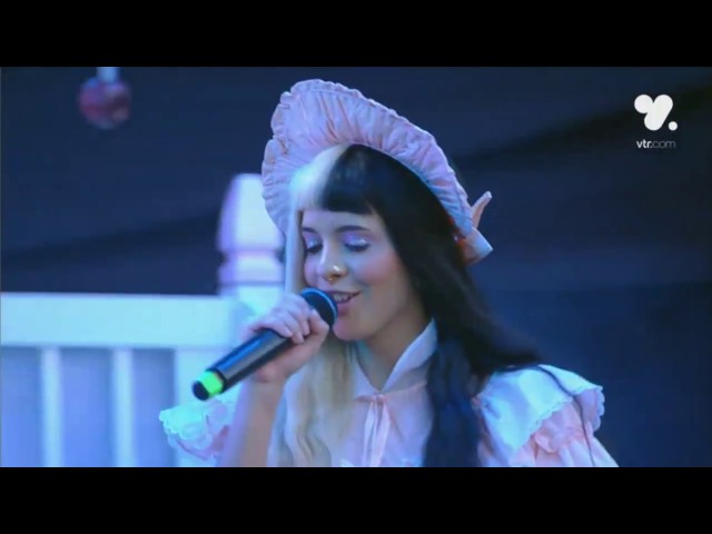 Melanie Martinez - Lollapalooza Chile 2017 (Primera media hora) class=