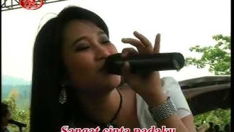 Hitam Putih New Monata Terbaru Voc Vivi Ayu