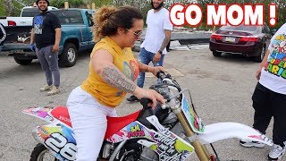 Download lagu MOM RIDES DIRT BIKE LIKE A PRO BRAAP VLOGS MOM RIDES DIRT BIKE LIKE A PRO BRAAP VLOGS