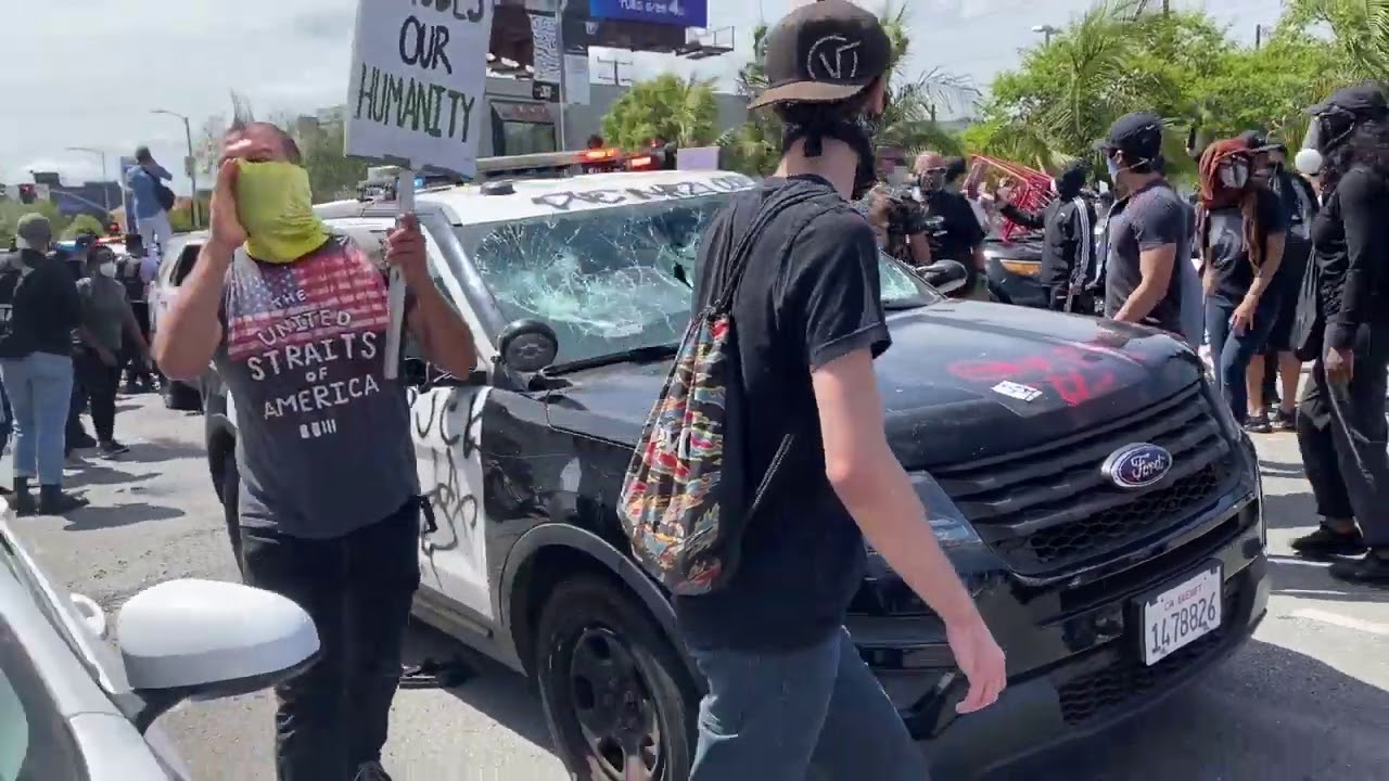 La Riots Vehicles Los Angeles Protests Police Vehicles Abandoned and Vandalized During ...