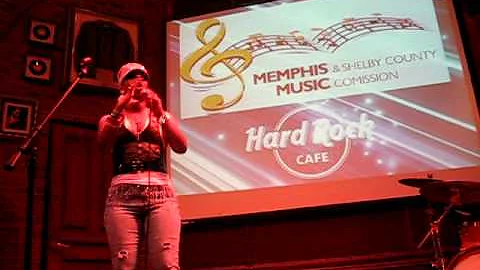 FaLisa JaNaye performing @ the Hard Rock Cafe, Memphis, TN