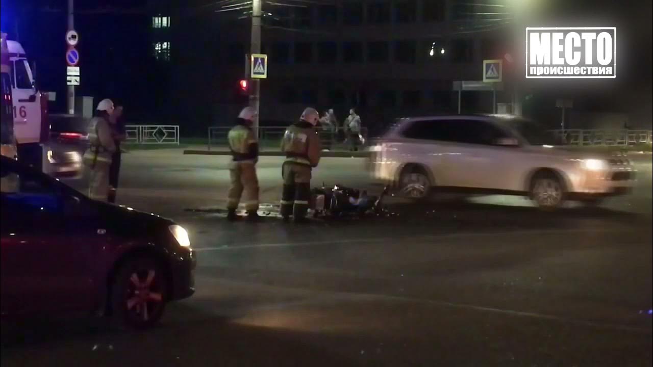 Группа попала в аварию. ДТП С видеорегистратора. Фото с места происшествия. Место проишествие17 февралкиров.