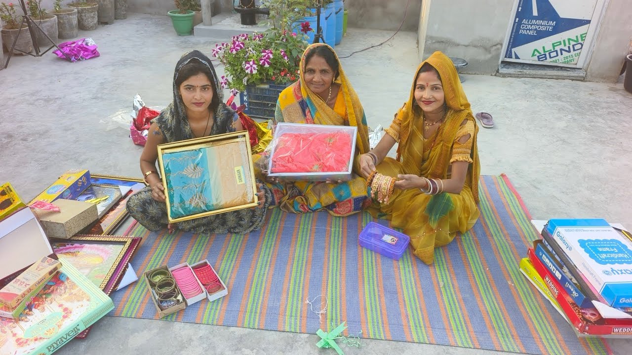 Gift unboxing 😍 मम्मी और भाभी और सुलेखा एक साथ 😊🥰 सभी को धन्यवाद 🙏