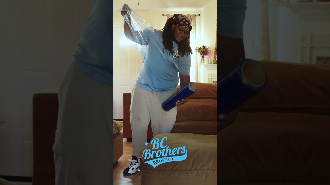 Savannah mornings start with the sound of hustle.