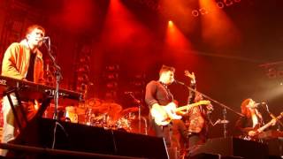 Mumford &amp; Sons with Baaba Maal &quot;Si Tu Veux&quot; Live Toronto Canada June 13 2016