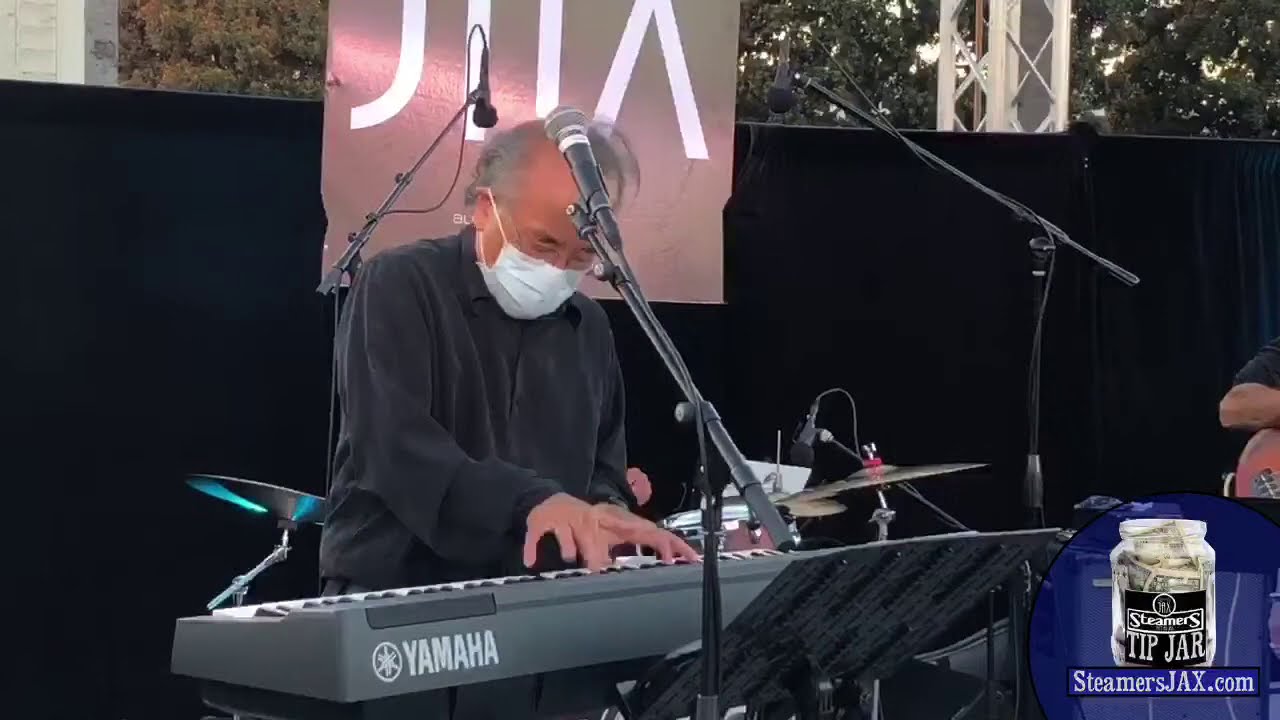 DEBBI EBERT & RON KOBAYASHI TRIO Steamers Jazz at JAX Artist Showcase