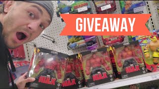 Massive Marvel Legends Red Hulk Target Exclusives Toy Hunt Find - Giveaway