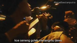 Pengamen Tugu Jogja || Wong Sayang Ora Gelem Ngaku Sayang (Lirik)