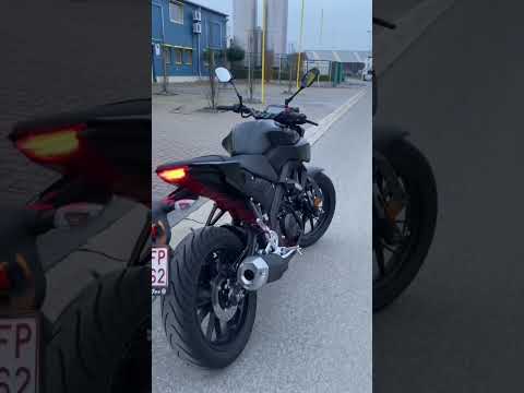 YAMAHA MT-125 //