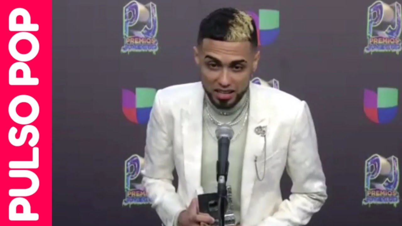 JAY WHEELER casi llora después de una "broma" en PREMIOS JUVENTUD 2021