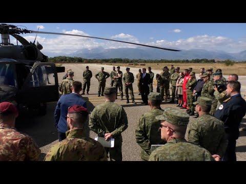 Video: Këshilla Trajnimi Për Të Forcuar Lidhjen Tuaj Me Qenin Tuaj