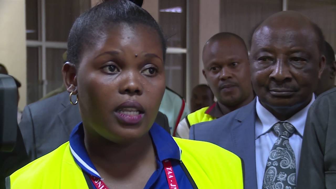 Rais Magufuli afanya ziara ya kushtukiza Terminal One JNIA Mei 13,2016