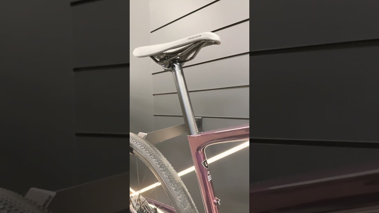 Specialized Sirrus X 5.0 gloss Bordeaux 2026