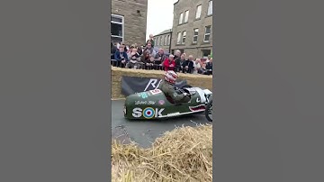 Longridge Soapbox Derby - SK Bombardiers jump