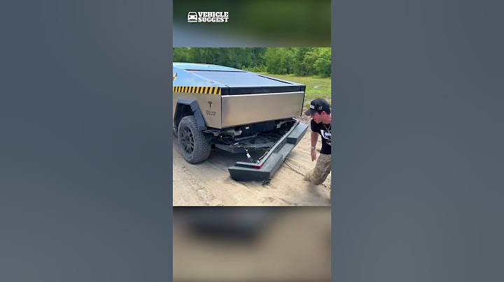 Cybertruck’s Tow Hitch and Giga Casting Rear Snap Off in Torture Test