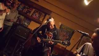 MARJINAL Rencong Marencong  ACOUSTIC LIVE in BAR EL PUENTE LIVE on 20140505 chords