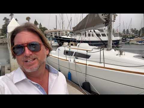 2011 Jeanneau 33i Sailboat Video Walkthrough for sale in San Diego, California By: Ian Van Tuyl