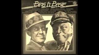 Video thumbnail of "Bing Crosby - Have A Nice Day"