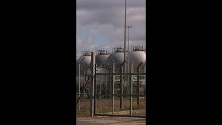 Lunchtime news: Sept 12, 400 Jobs could be lost in Grangemouth closure #shorts