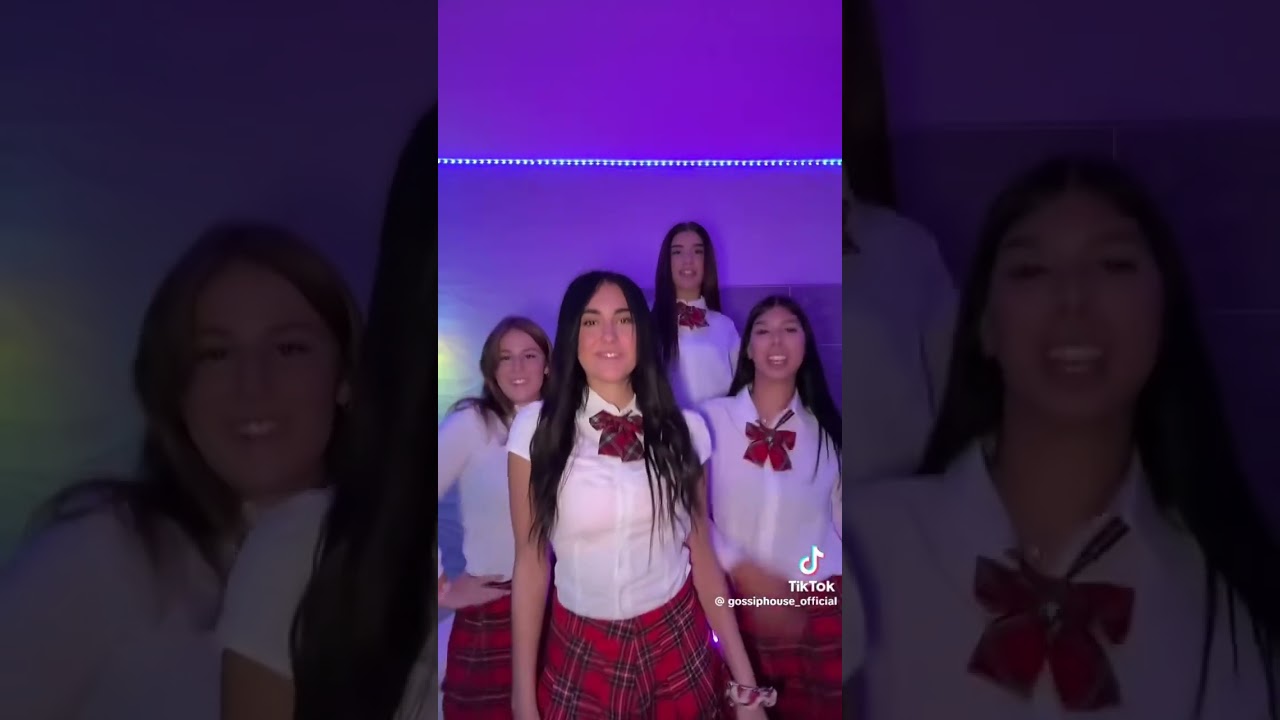 Gossip house con Nicole ,Sara ,Alice e Lucrezia