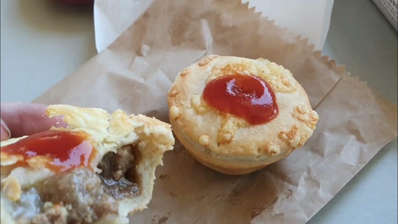 Famous Yatala Pie for Lunch.... & Pavlova YouTube