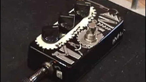 Z.Vex Effects MACHINE industrial guitar effects pedal demo with SG Les Paul & Jaguar Jr Amp