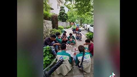 Làm thế nào để di chuyển kính cường lực tấm lớn lên công trình????