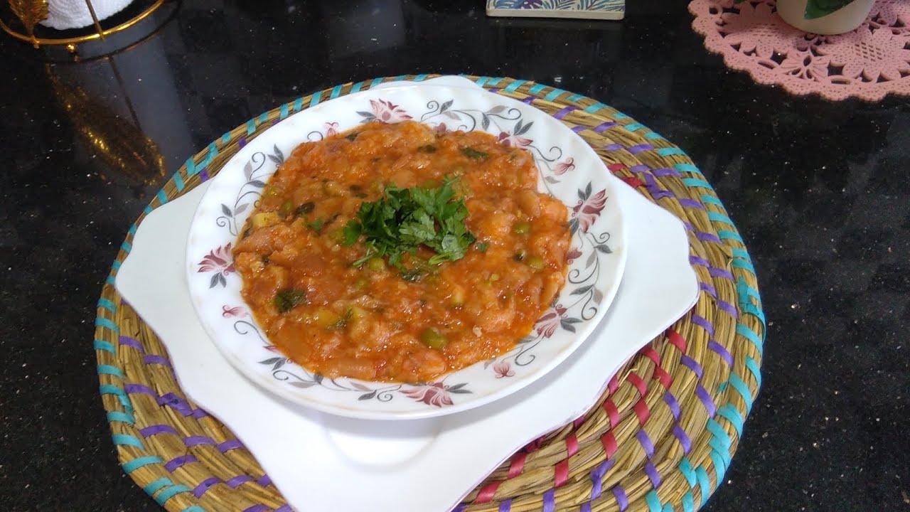 شخشوخة خبز طبق بنين بزااف