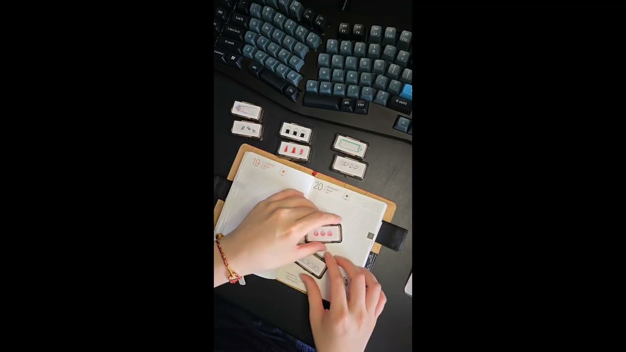 trying out the kutsuwa deco stamps