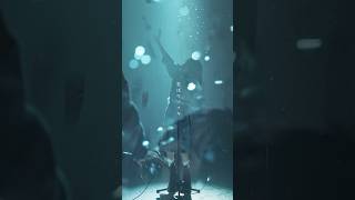 新曲「プラチナ・キス」配信中