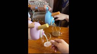 Of course, good friends should share the Miffy bunny water cup. It’s so cute.