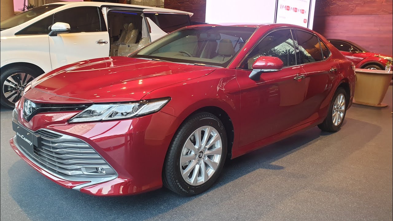 All New Toyota Camry 2.5 V 2019 In Depth Review Indonesia - YouTube