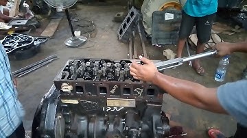 JCB engine head tightening