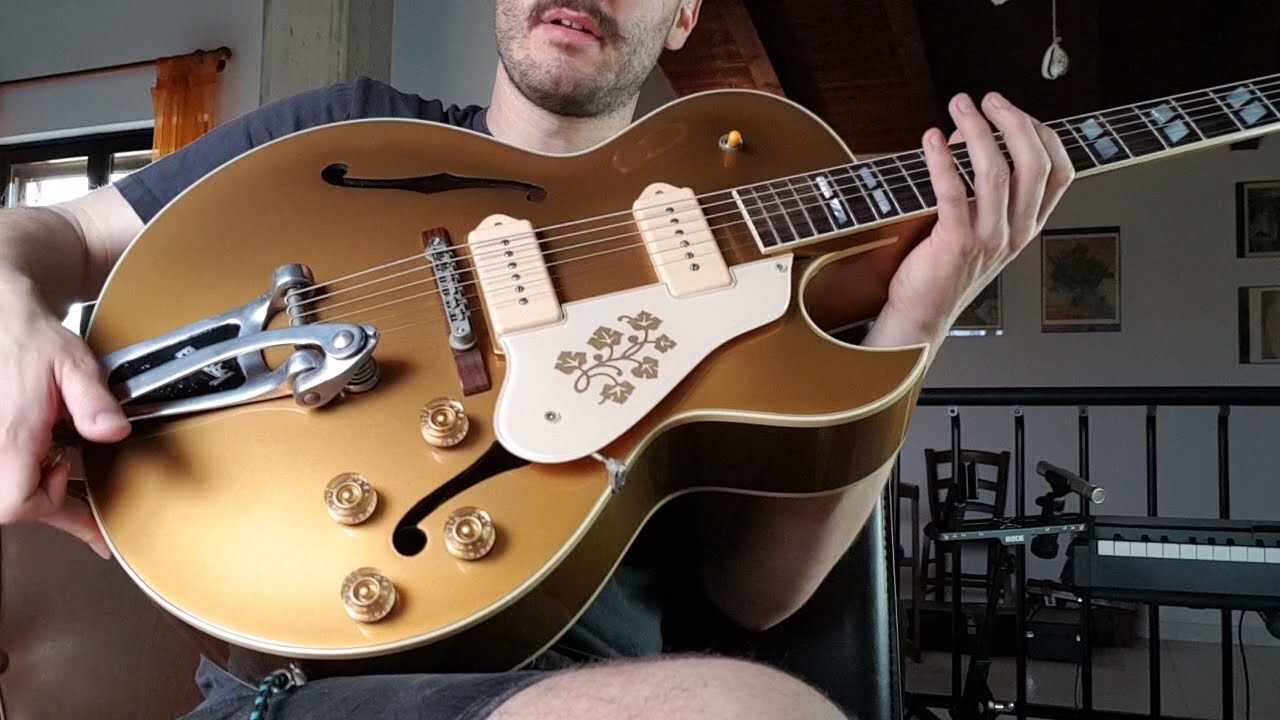 quick try of a Gibson Es 295 1998 all gold 