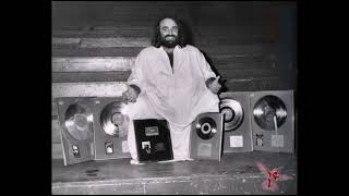 Demis Roussos - Velvet Mornings (Live at the Royal Albert Hall 30 De)