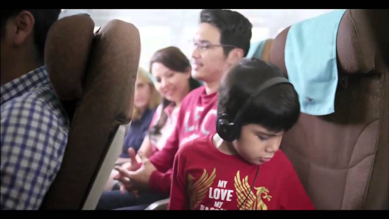 Suka Banget Iklan Garuda Indonesia Yang Ini Official Global Airline Partner Of Liverpool Fc Youtube