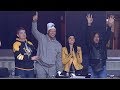 Steelers' Ryan Shazier stands while being honored at Penguins game | ESPN