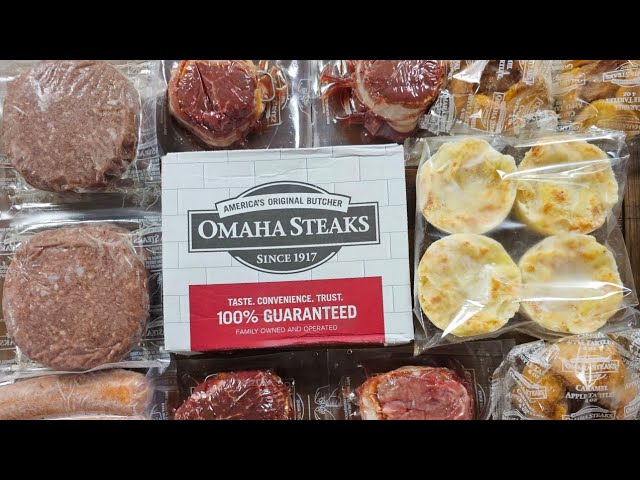  Omaha Steaks Favorite Gift Bundle (4x Bacon-Wrapped Filet  Mignons, 4x Omaha Steaks Burgers, 4x Gourmet Jumbo Franks, 4x Caramel Apple  Tartlets, 1 jar Omaha Steaks Seasoning) : Grocery & Gourmet Food
