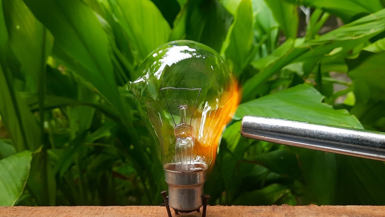 Light bulb vs gas torch experiment / bulb vs fire