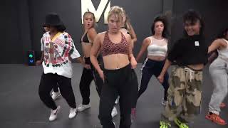 Daddy Yankee Que Tire Pa' Lante |  music video Dance Scene directed by Greg Chapkis