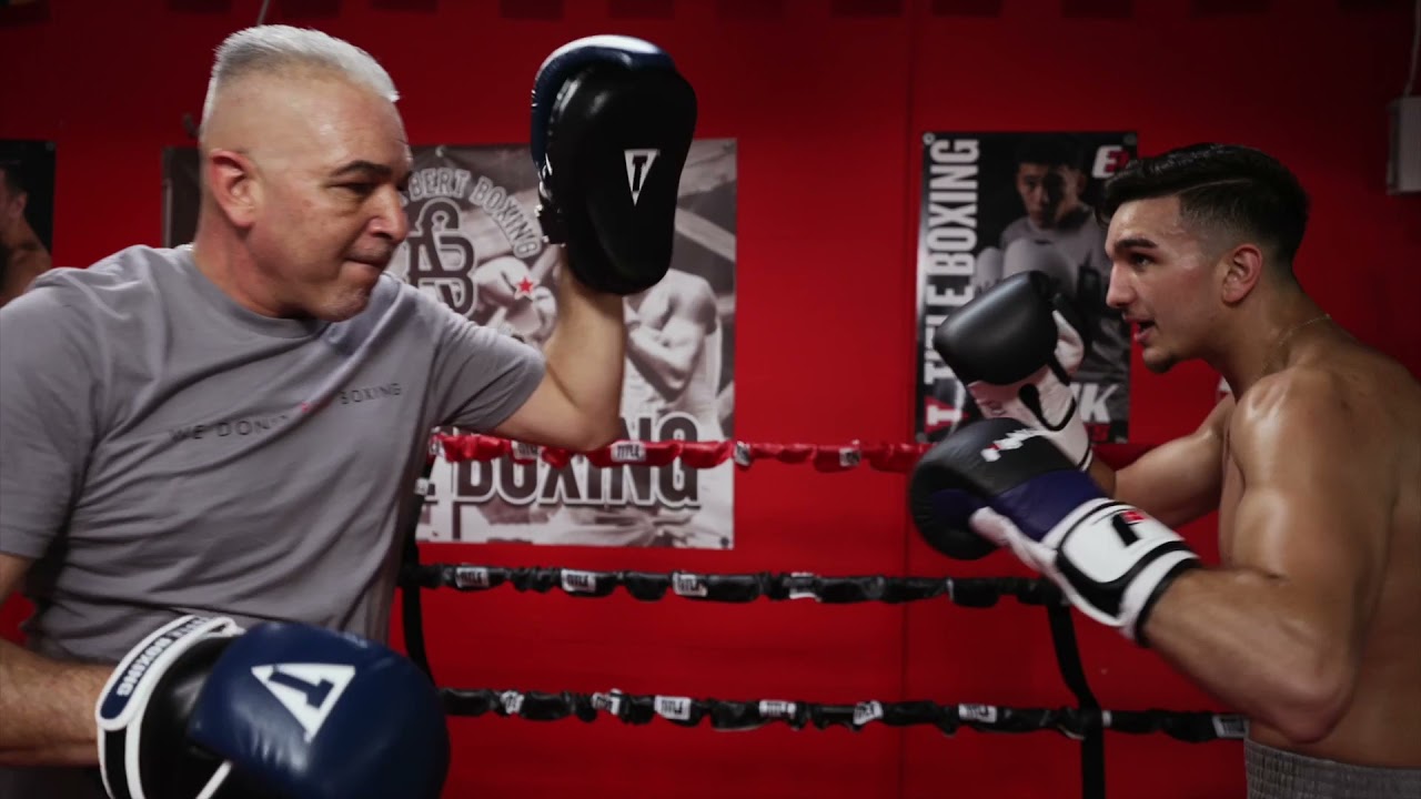 TITLE Boxing Dual Purpose Combo Punch Mitts #DPCPM - YouTube