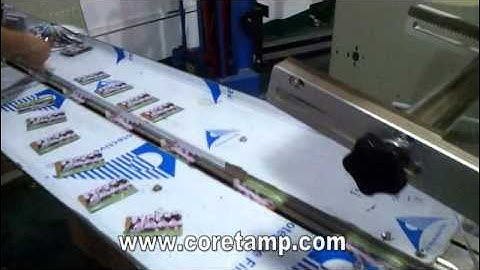 Automatic trading cards/sticker cards/playing cards packing machine