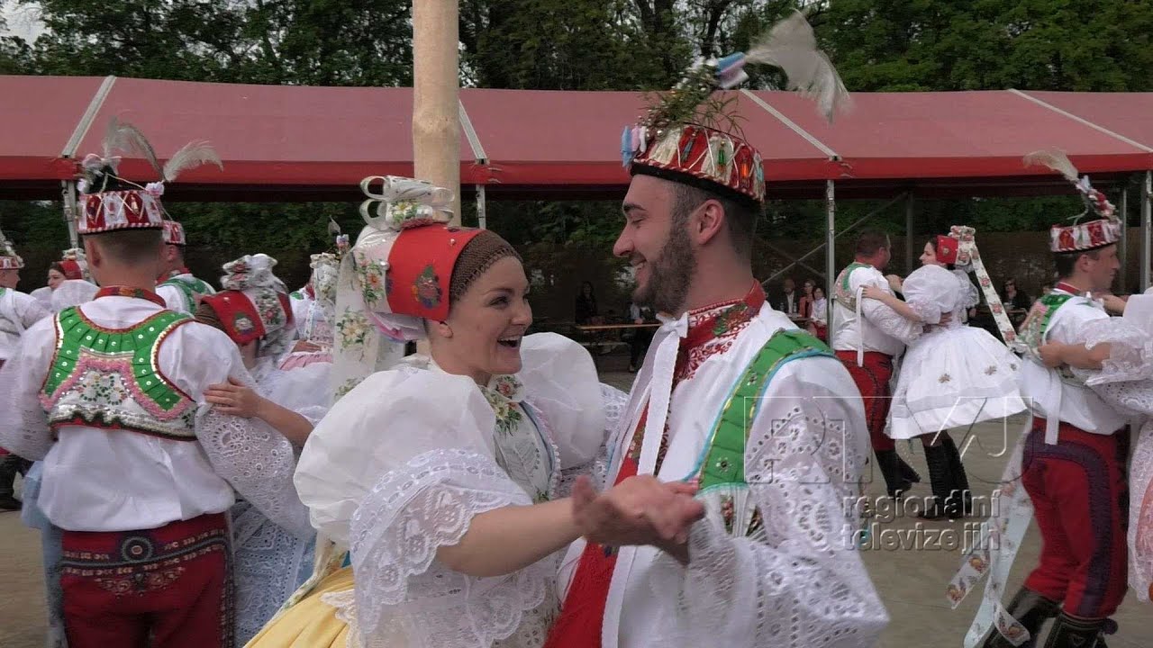 V Hlohovci uspořádala chasa Májové hodky