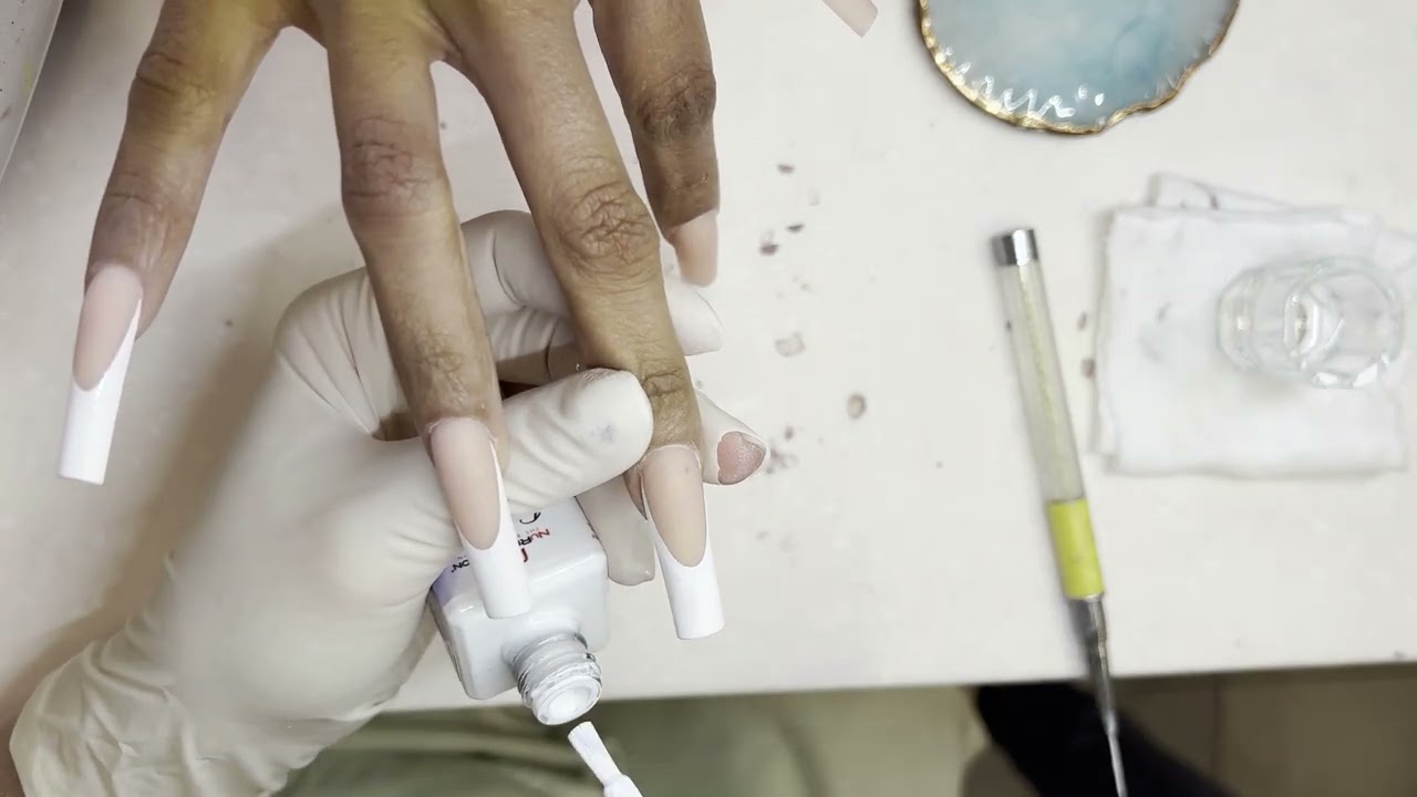 How to do a perfect french tip design on long coffin acrylic nails - cách vẽ french móng acrylic dài